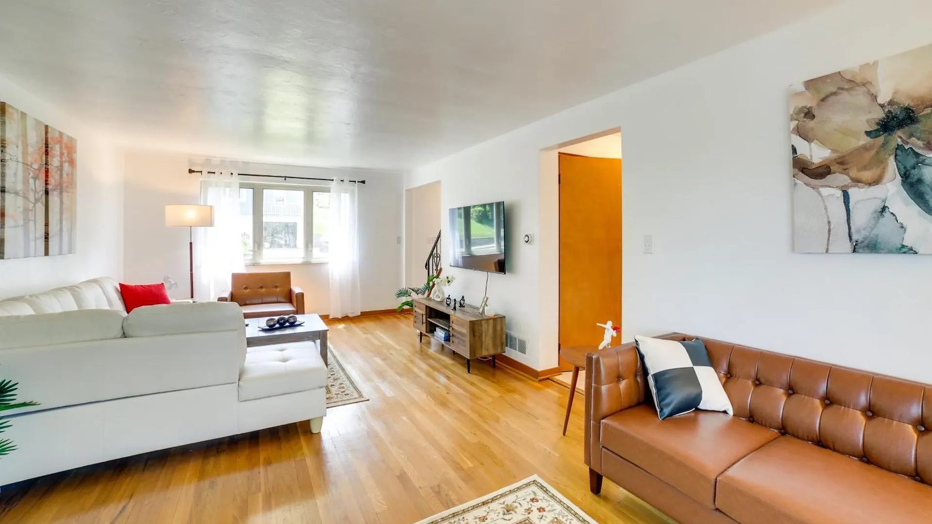 Pittsburgh Vacation Rental 3 Mi To Downtown!
